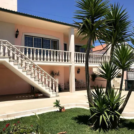 Semesterbostad Caroca House